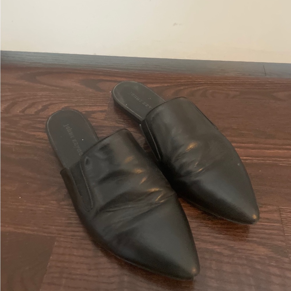Jenni Kayne pointed toe flat mules size 7.5